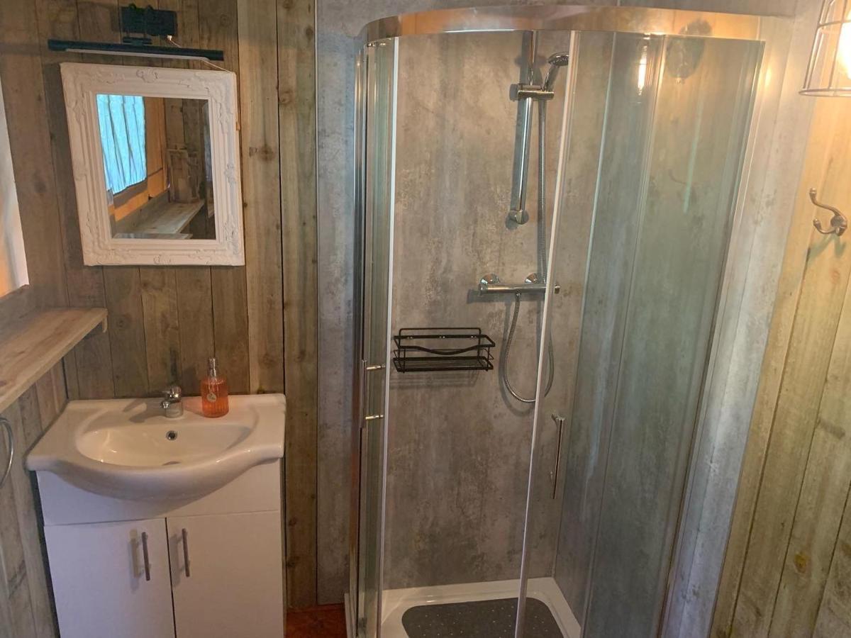 Mountain View Safari Tent With Hot Tub In The Heart Of Snowdonia Dolgellau Extérieur photo