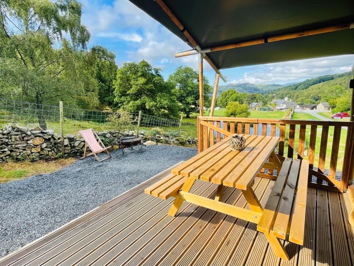 Mountain View Safari Tent With Hot Tub In The Heart Of Snowdonia Dolgellau Extérieur photo